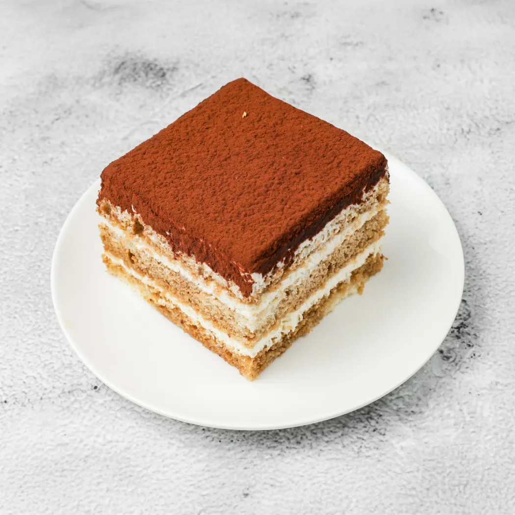 Tiramisu Cake